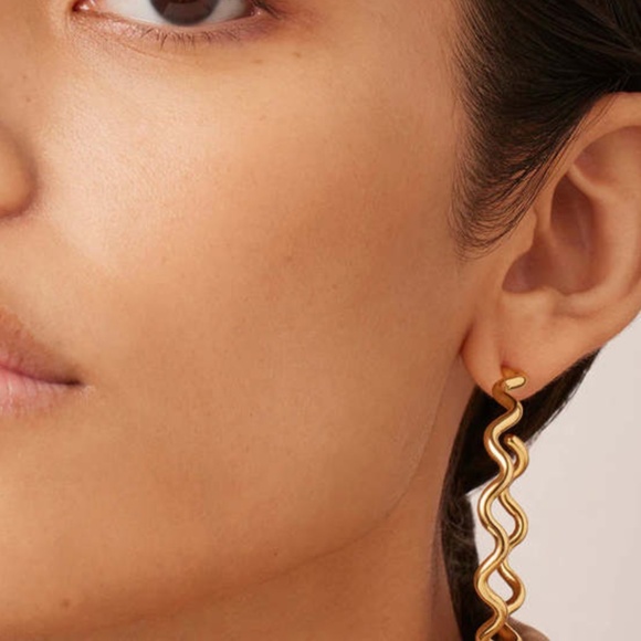 Like New Jenny Bird Squiggle hoops earrings gold - Picture 1 of 1